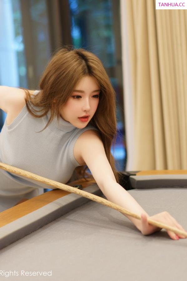 小海臀  [XiuRen]高清写真图 2023.01.04 No.6085 小海臀Rena 美臀丰腴第8张图片